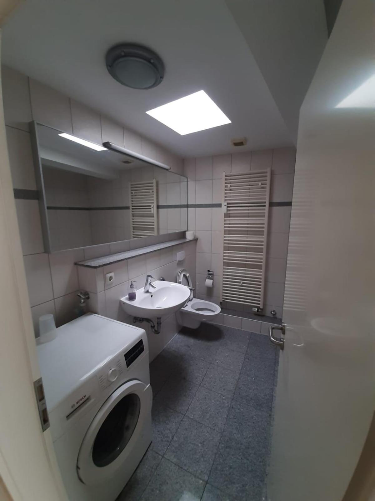 Avi City Burgplatz Apartments デュッセルドルフ エクステリア 写真