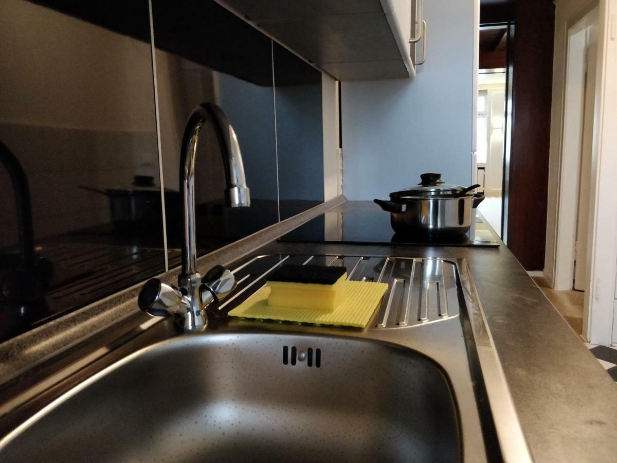 Avi City Burgplatz Apartments デュッセルドルフ エクステリア 写真