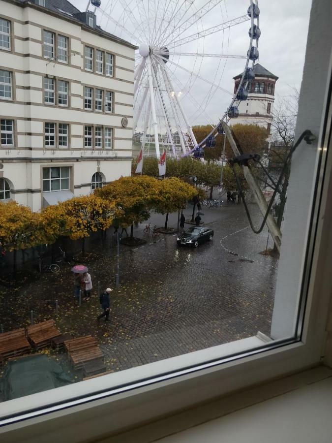 Avi City Burgplatz Apartments デュッセルドルフ エクステリア 写真
