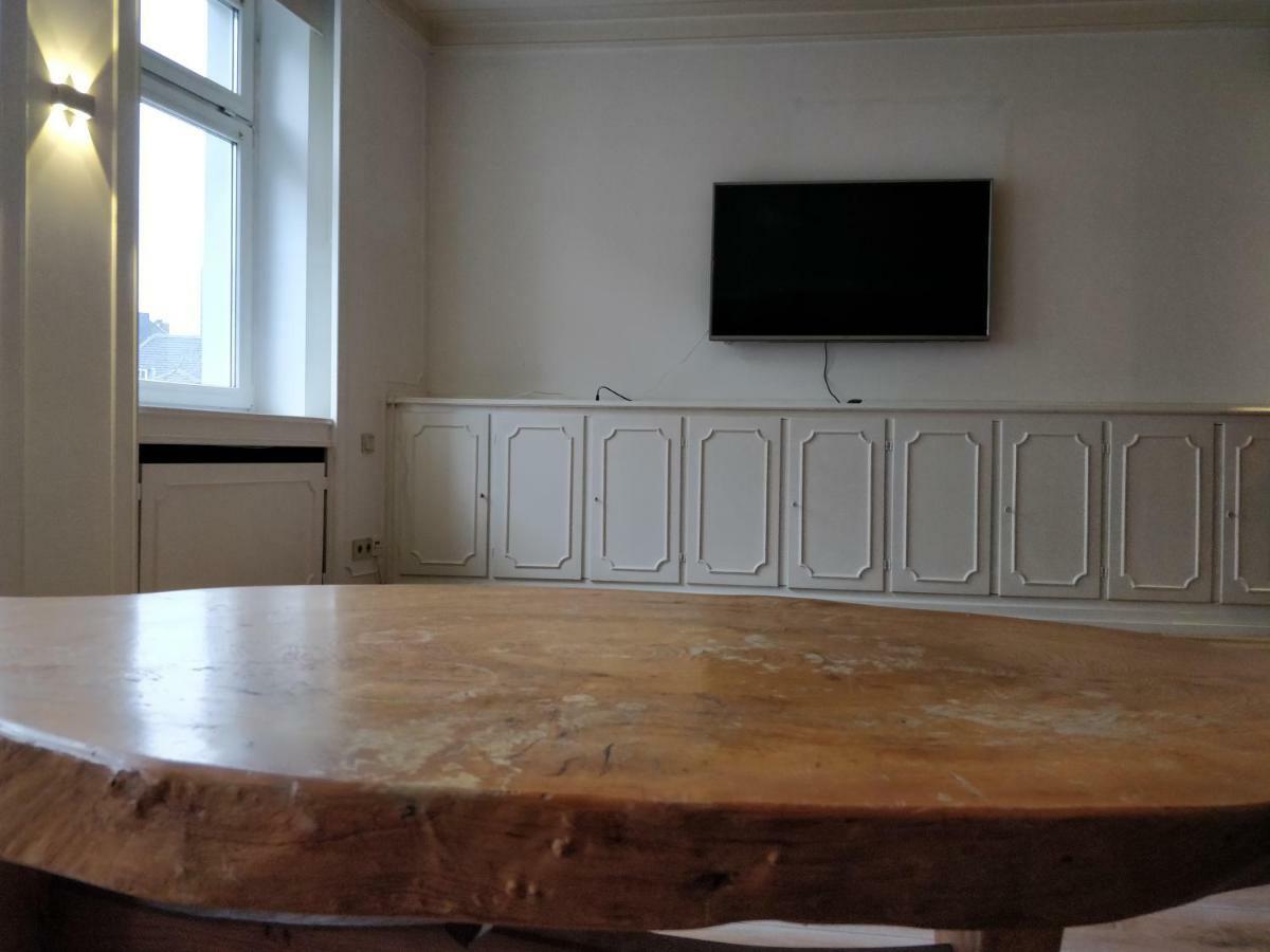 Avi City Burgplatz Apartments デュッセルドルフ エクステリア 写真